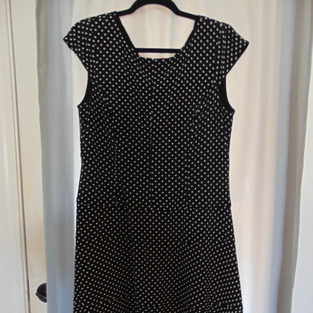 Anne Klein Black and White Polka Dot, Cap Sleeves size 12